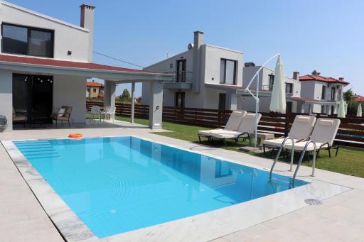 OLYMPUS Paradise 3 - Housity