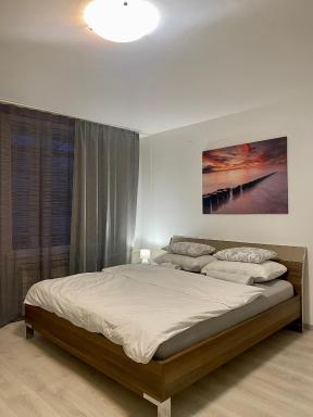 Blue Sky Apartment - Housity