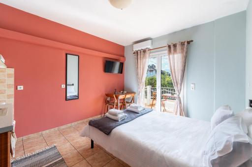 Eagle's Nest - 'Bella' studio flat - Housity
