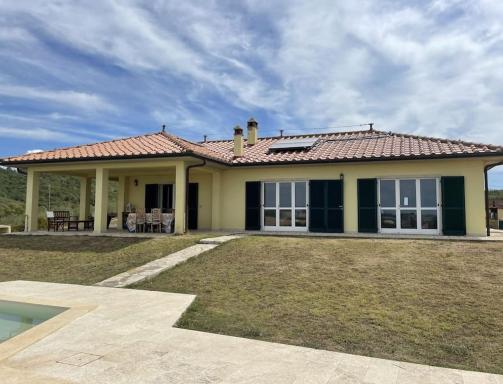 Bellissima Villa Piscina, Toscana mare e Saturnia - Housity