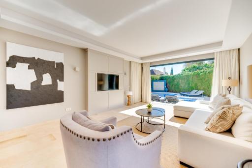 VACATION MARBELLA I Villa Lina, Golf Valley, Private Heated Pool, Jacuzzi, Close to the Marina - Housity