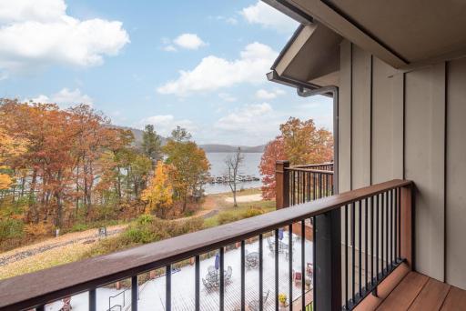 A315 Studio & Loft Lake View - Housity