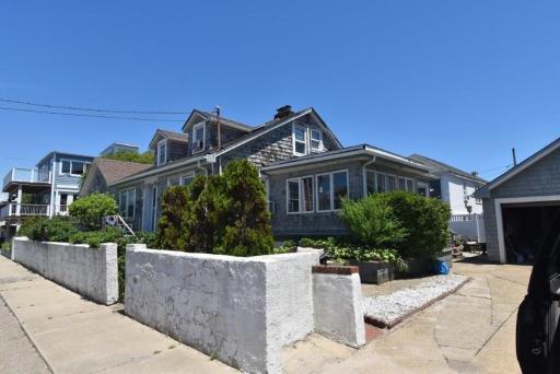 Summer Wind - Housity