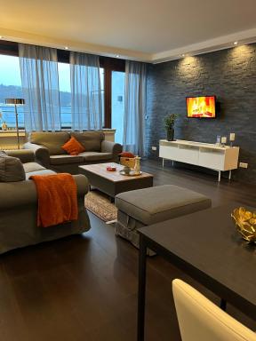 Wohlfühl-OASE mit XXL Balkon - Housity