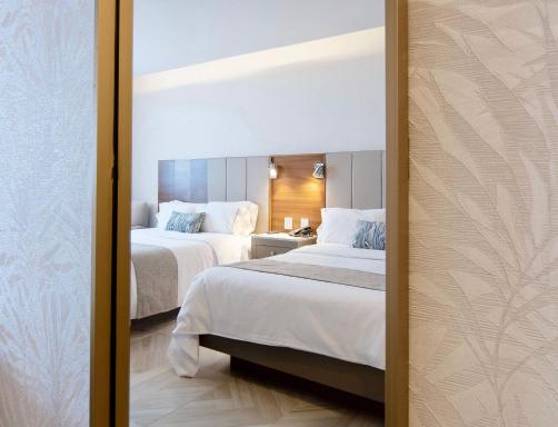 Hotel Plaza Diana - Housity