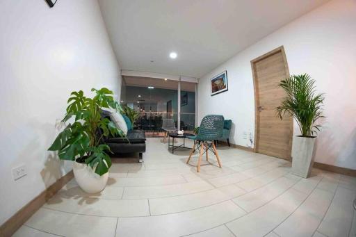 Suite lujosa Edificio One piso 21 Quito- Ecuador - Housity