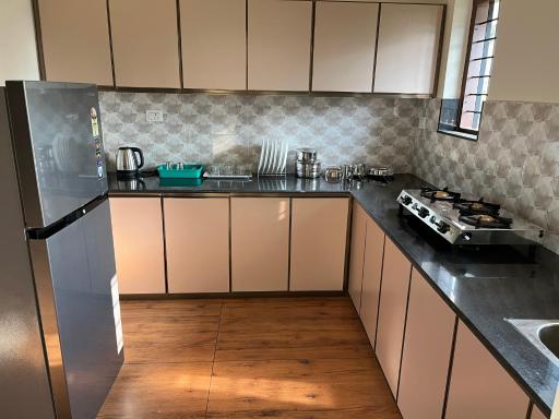 Solomon Apartments,Alappuzha beach. - Housity