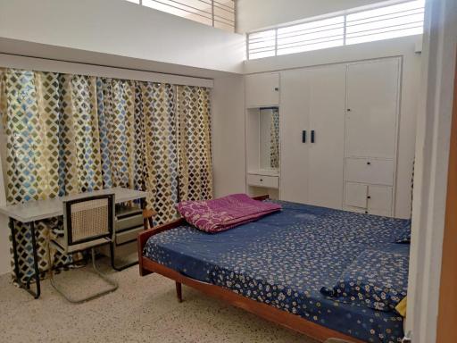 Sushrutha Cozy Room - Housity