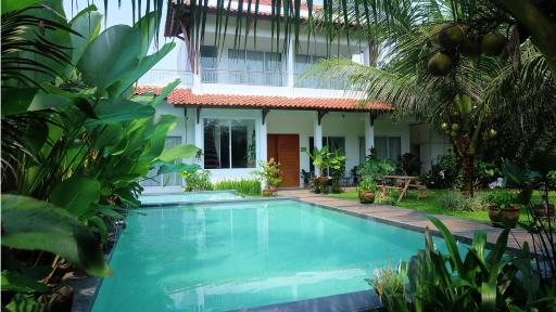 Villa Prambanan Jogja with Private Swimming Pool by Simply Homy - Housity