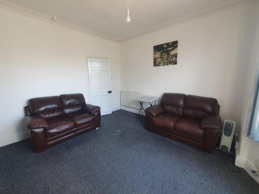 1 Bedroom Flat - Aylestone Road - Housity