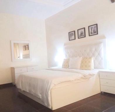 - - Housity