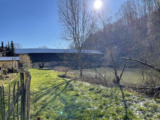 Ferienhaus Pure Jagst, Traum-Lage am Fluss mit Kaminzimmer und Infrarot-Wärmekabine - Housity