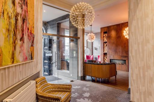 Inn on the Square - Housity