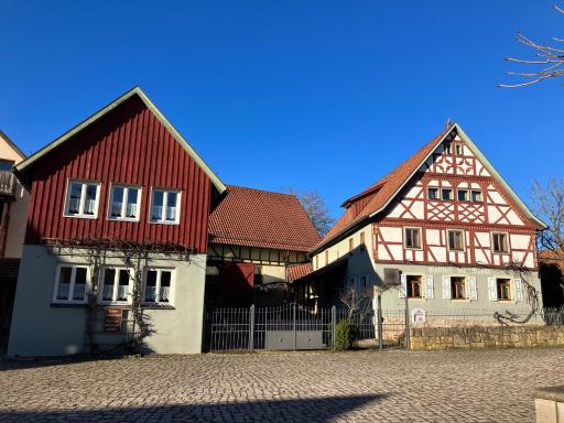 Hotel & Landgasthof Zur Sonne - Housity