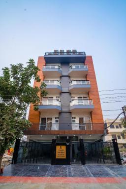 The Lodgers 1 BHK Serviced Apartment Golf Course Road Gurgaon - Hizvo