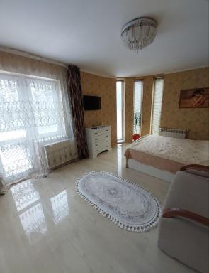 Апартамени 1 кімнатна Суховоля - Housity