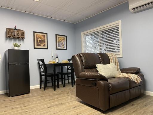 Rejuvenation Cottage - Wine Country Tranquility - Housity