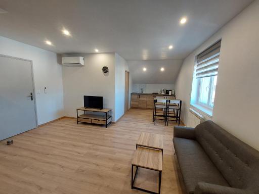 Famille House 201 - Housity