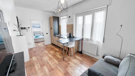 Grazioso e luminoso bilocale a Bernareggio - Housity