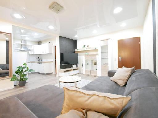 61 m2 Erdgeschosswohnung mit eigenem Parkplatz vorm Haus - Housity