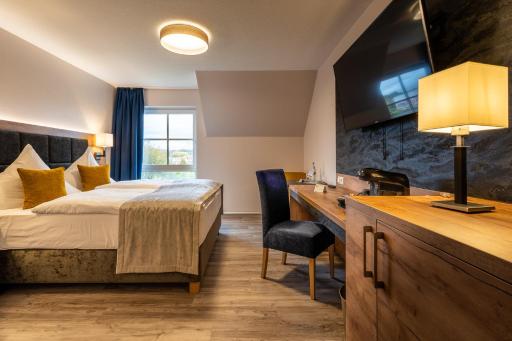 AKZENT Hotel Frankenberg - Housity
