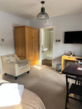 The Gower Hotel - Housity