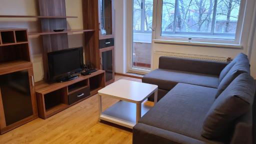 J&E NERIES Apartment IV - Housity