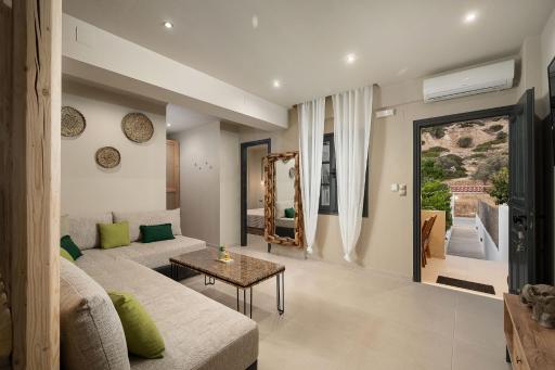 Di Matala deluxe apartment - Housity