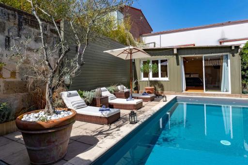 Oasis de Bordeaux Maritime avec Piscine - Très jolie maison de ville en pierre avec piscine - Housity