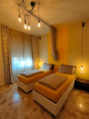 Zeljko's luxury hostel - Housity