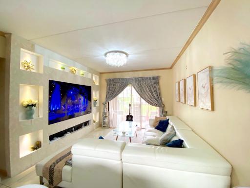 Siena Sun Luxury Suites - Housity