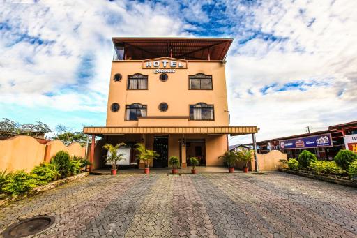 Hotel Colonial - Hizvo