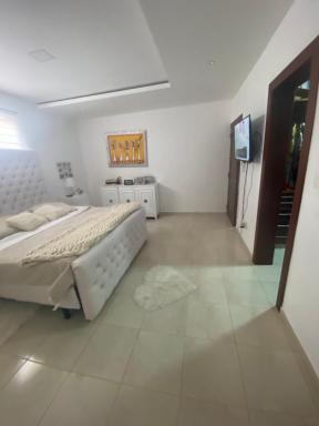 Maravillosa casa en Gurabo - Housity