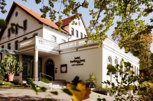 Hotel Benther Berg - Housity