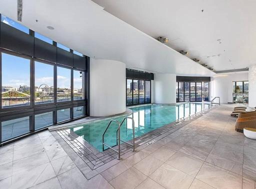 Stylish Stay for Couples in CBD by Stylish Stays - Housity