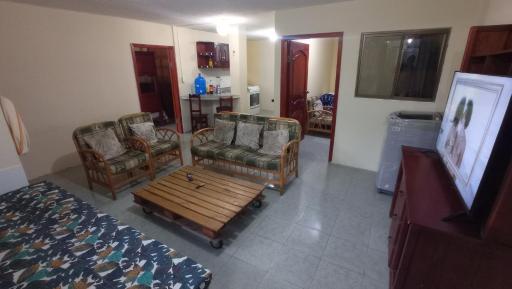 Avispero's House - Housity