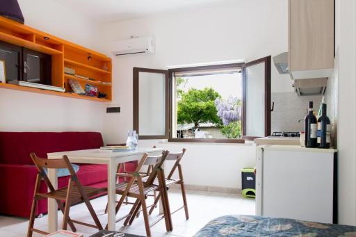 8380 Il Glicine - Housity