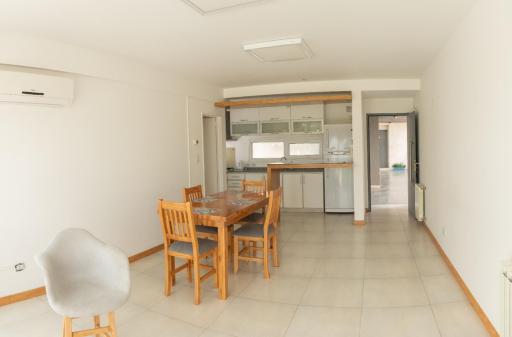 Departamento en el centro ciudad con vista al calvario. - Housity