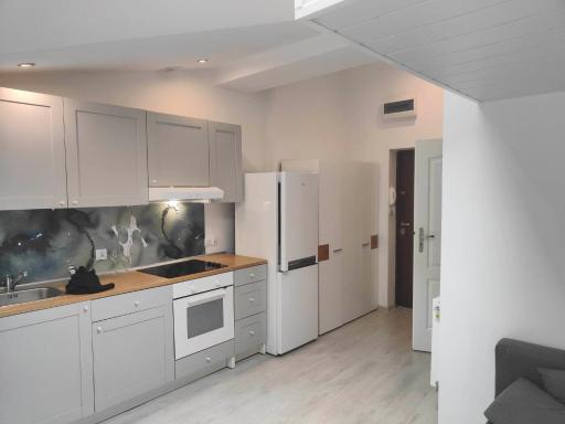 APARTAMENT 40 - Housity