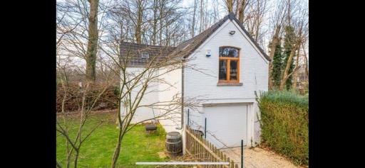 Cosy little house - Housity