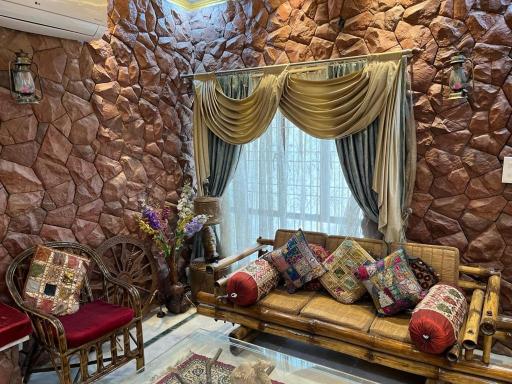 Colonel's Abode - Housity