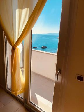 Mono Ele a Varigotti - Housity