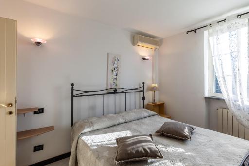 Uliveto House in Massa - Housity