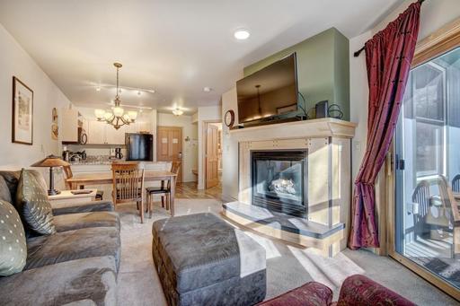 Silver Mill 8167 - 1Br-Walk to Slopes! Kids Ski Free! condo - Housity