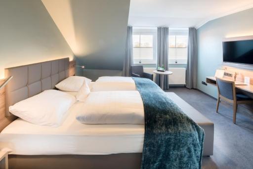 Hotel zur Post - Economy Rooms - Housity
