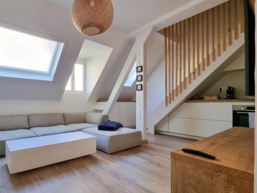 Travel Homes - NewGate 3, elegant, heart of Colmar - Housity