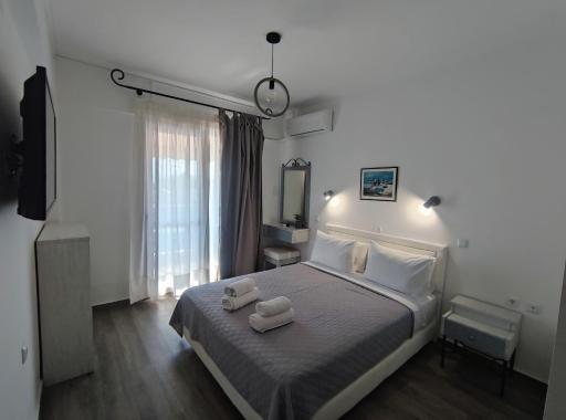 Syrtaki Hotel - Housity