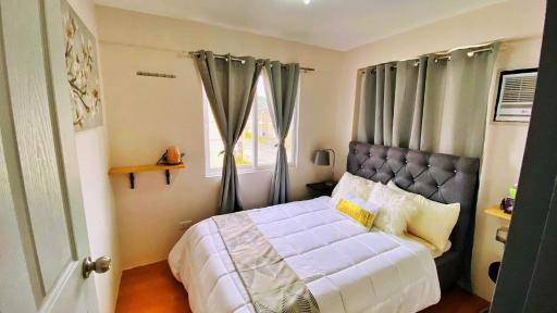 HOMESTAY BY ERNZ - Housity