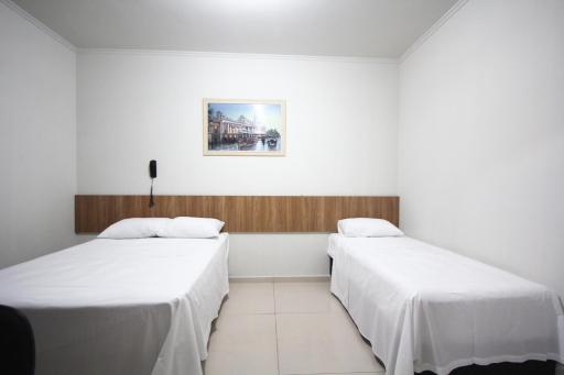 Pousada Esmeralda Olímpia - Housity