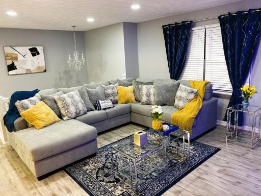 Columbia Chrome - Housity